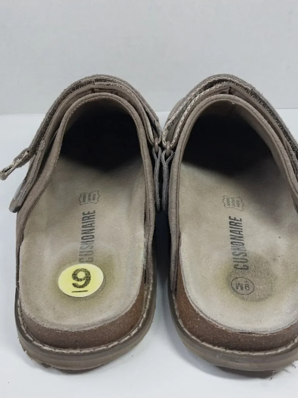 Cushionaire Womens Size 9 Boulder Genuine Suede Memory Foam Swivel Strap Clogs - Picture 5 of 13